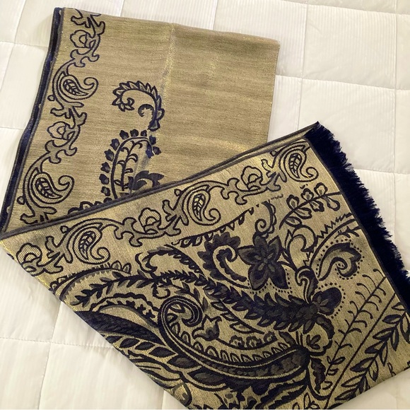 pashmina Accessories - 100% Pashmina Scarf - 28" Wide by 70" Long, Metallic Gold and Navy - NWOT